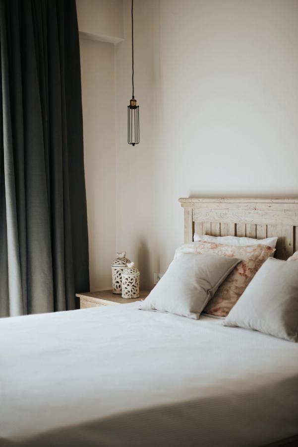 פלטאריה Elia Luxury Suites מראה חיצוני תמונה
