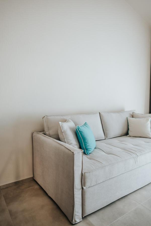 פלטאריה Elia Luxury Suites מראה חיצוני תמונה