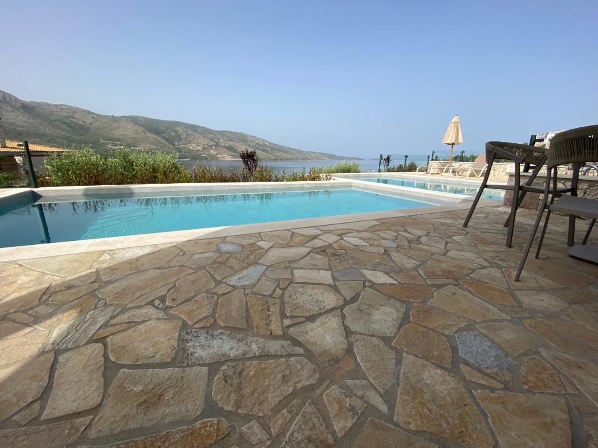 פלטאריה Elia Luxury Suites מראה חיצוני תמונה